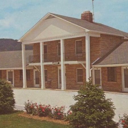 Plantation Motel Candler Exterior photo